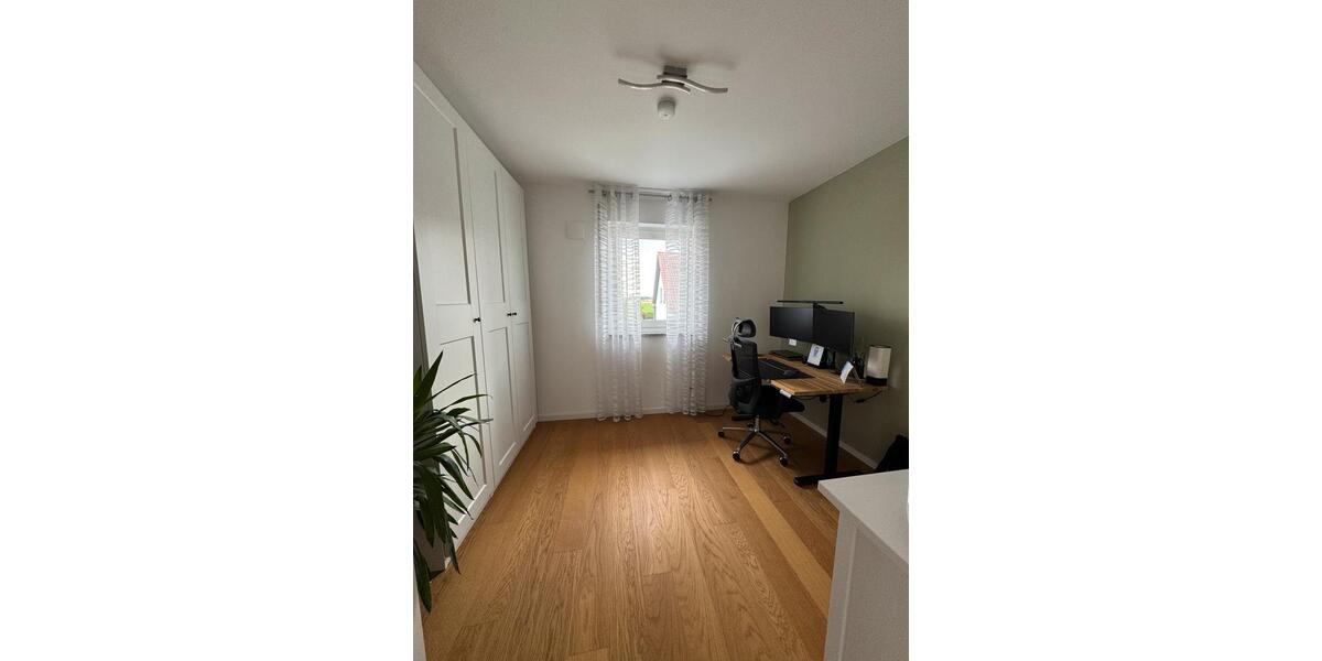 Reihenhaus Neutraubling - 5 Zimmer, 114 m&sup2;, 690.000&euro; | Angebot:27109009