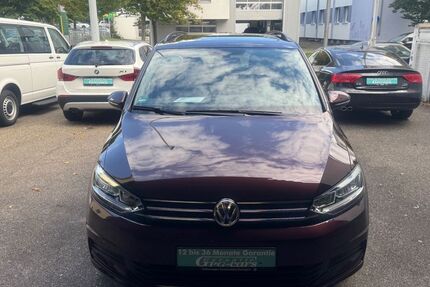 VW Touran 28.347 km 17.999 &euro; Esslingen am Neckar 73733