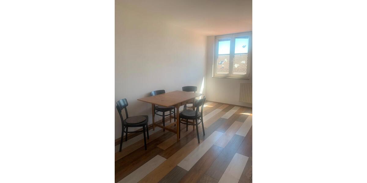 Dachgeschoßwohnung Sauerlach - 1 Zimmer, 40 m&sup2;, 600&euro; | Angebot:26678795
