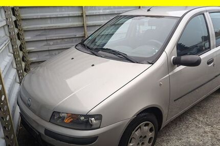 Fiat Punto 69.674 km 1.750 &euro; Lübeck 23556