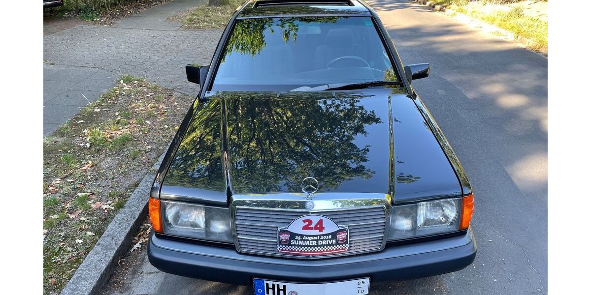 Mercedes-Benz 190 182.000 km 13.900 &euro; Hamburg 22607