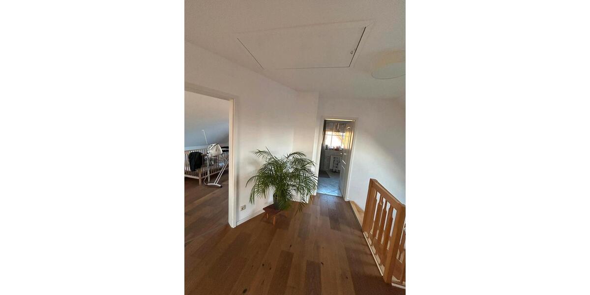 Einfamilienhaus Müncheberg - 6 Zimmer, 215 m&sup2;, 450.000&euro; | Angebot:26818482