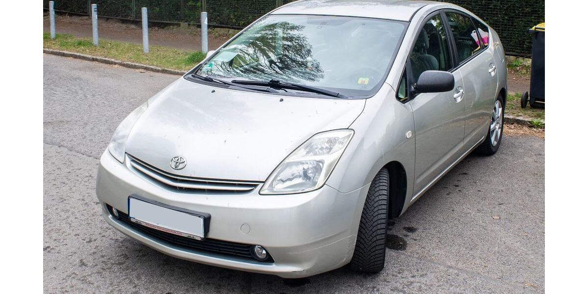 Toyota Prius 300.000 km 6.000 &euro; Heidesee 15754