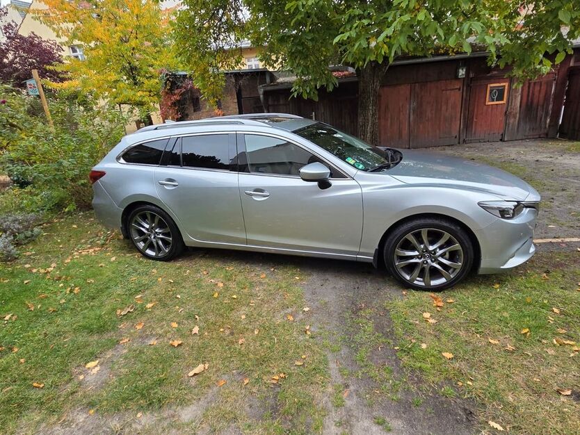 Mazda 6 35.464 km 14.990 € Berlin 12557
