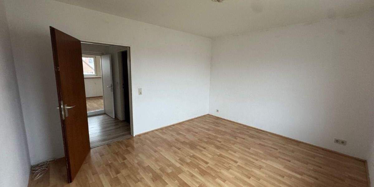 Etagenwohnung Hildesheim Moritzberg - 3 Zimmer, 75 m&sup2;, 750&euro; | Angebot:25628166