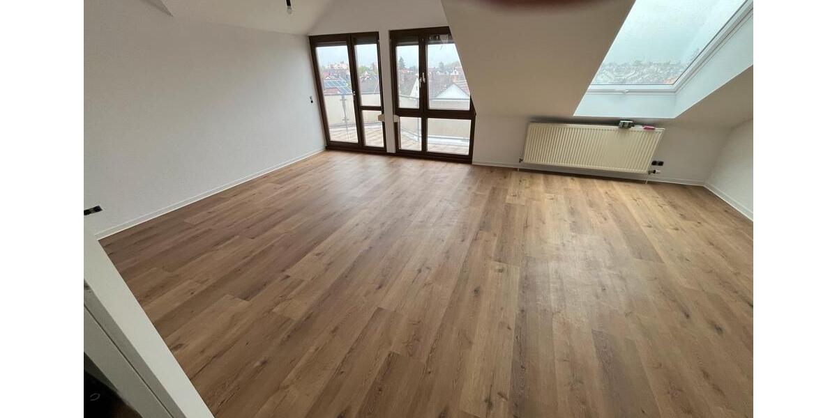 Dachgeschoßwohnung Linkenheim-Hochstetten Hochstetten - 3 Zimmer, 87 m&sup2;, 275.000&euro; | Angebot:23792960