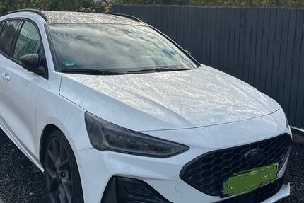 Ford Focus 14.500 km 38.500 € Großbartloff 37359