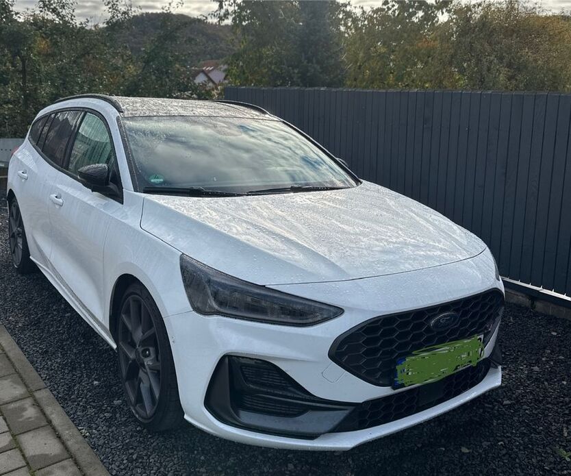 Ford Focus 14.500 km 39.500 € Großbartloff 37359