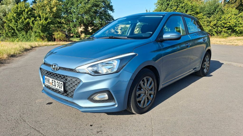 Hyundai i20 57.300 km 9.400 &euro; Mendig 56743