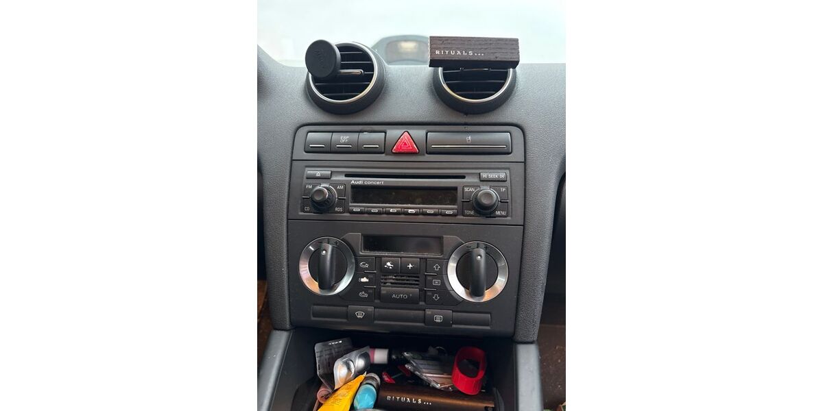 Audi A3 221.652 km 4.000 &euro; Moormerland 26802