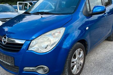 Opel Agila 150.000 km 3.500 € Freiburg 79108