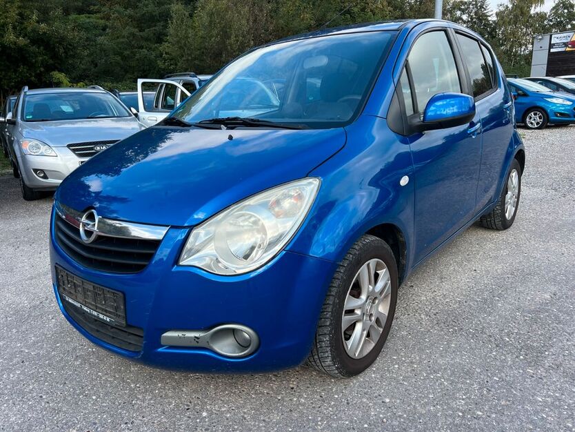 Opel Agila 150.000 km 3.500 € Freiburg 79108