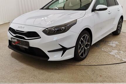 Kia ceed / Ceed 11.090 km 23.269 &euro; Chemnitz - Mittelbach 09224