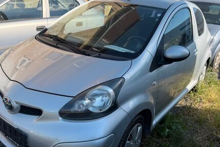 Toyota Aygo (X) 95.000 km 2.100 &euro; Jena 07751