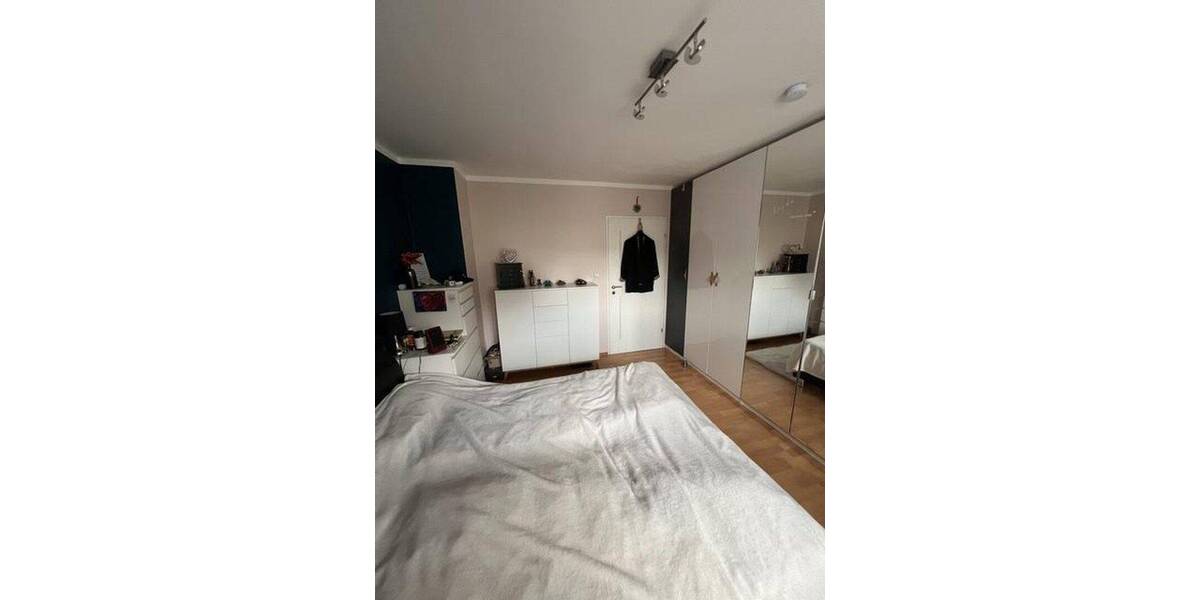 Etagenwohnung Idstein Wörsdorf - 4 Zimmer, 113 m&sup2;, 1.090&euro; | Angebot:26820146