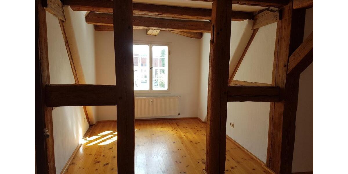 Dachgeschoßwohnung Wittstock/Dosse Dosse - 2 Zimmer, 67 m&sup2;, 500&euro; | Angebot:24875009