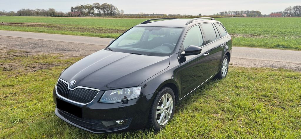 Skoda Octavia 108.000 km 11.100 &euro; Velen 46342