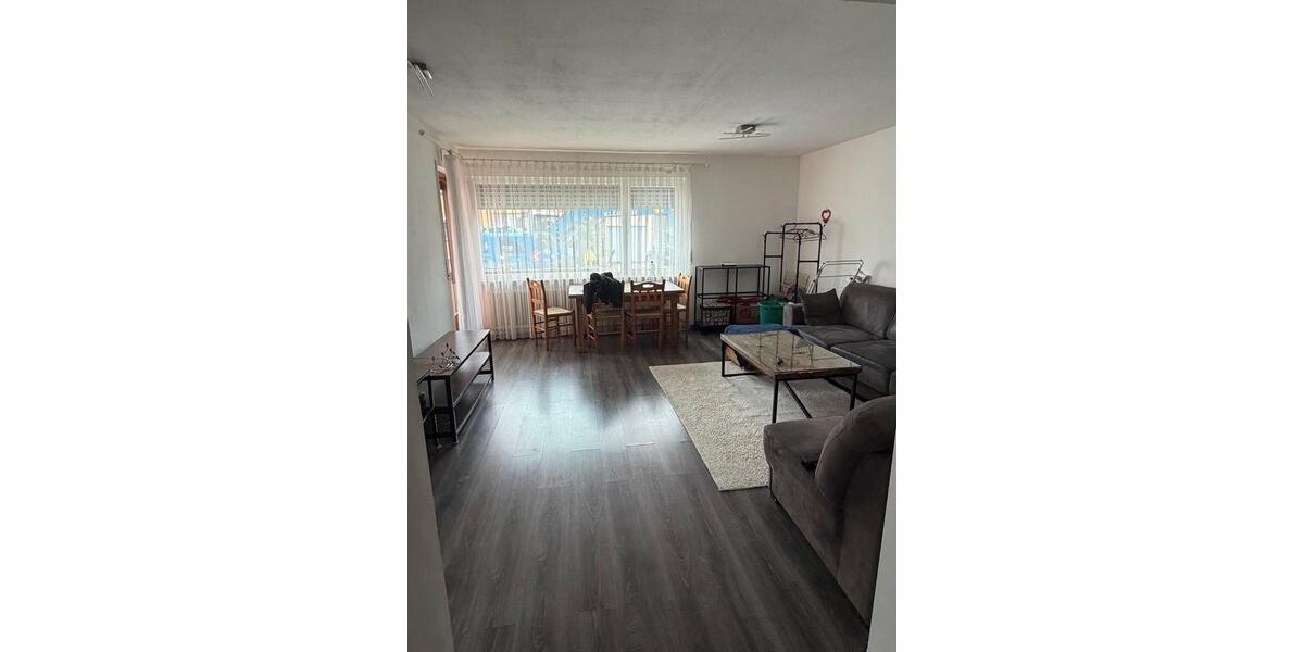 Etagenwohnung Leutenbach - 3 Zimmer, 75 m&sup2;, 1.100&euro; | Angebot:26327785