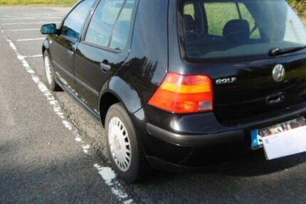 VW Golf 360.000 km 950 &euro; Neuenkirchen 48485