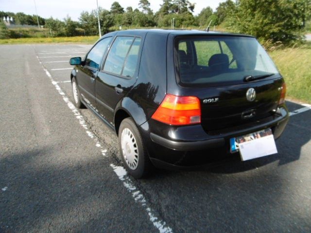 VW Golf 360.000 km 950 &euro; Neuenkirchen 48485