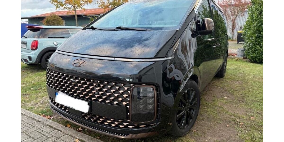 Hyundai STARIA 60.000 km 37.900 € Flörsheim 65439