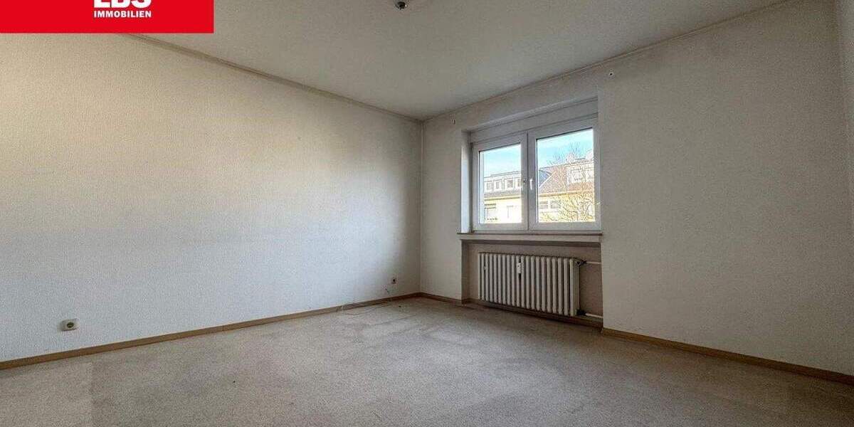 Etagenwohnung Essen Bochold - 3 Zimmer, 77 m&sup2;, 119.000&euro; | Angebot:25532611