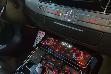 Audi A8 249.800 km 17.850 € Fulda 36037