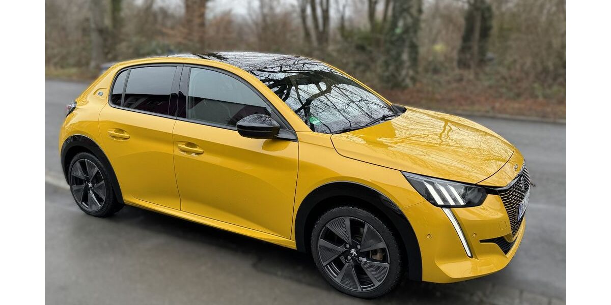 Peugeot 208 84.000 km 12.500 &euro; Dortmund 44225