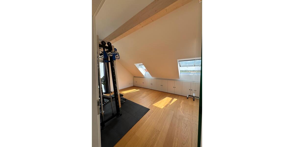 Reihenhaus Neutraubling - 5 Zimmer, 114 m&sup2;, 690.000&euro; | Angebot:27109009