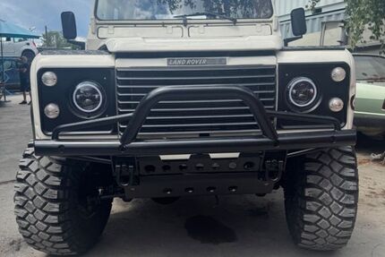 Land Rover Defender 200.000 km 26.500 &euro; München 80686