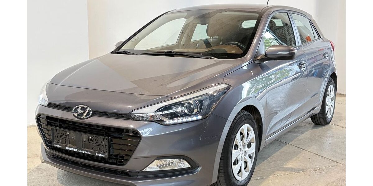 Hyundai i20 25.974 km 9.800 &euro; Potsdam-Drewitz b.Berlin 14478