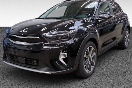 Kia Stonic 15.573 km 21.480 &euro; Bremerhaven 27568