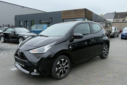 Toyota Aygo (X) 93.770 km 6.800 &euro; Übach Palenberg 52531