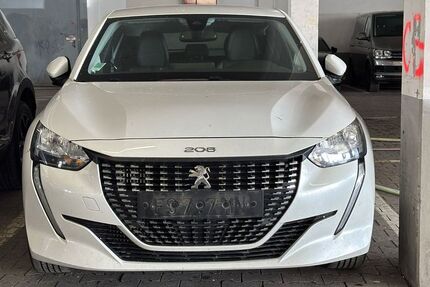 Peugeot 208 113.285 km 11.590 &euro; Mainz 55128