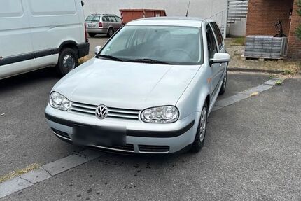 VW Golf 84.500 km 2.500 &euro; Münster 48157