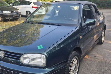 VW Golf 150.000 km 990 &euro; Wiesbaden 65197