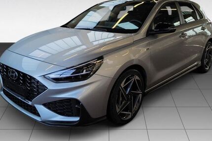 Hyundai i30 12.961 km 24.880 &euro; Limburg 65555