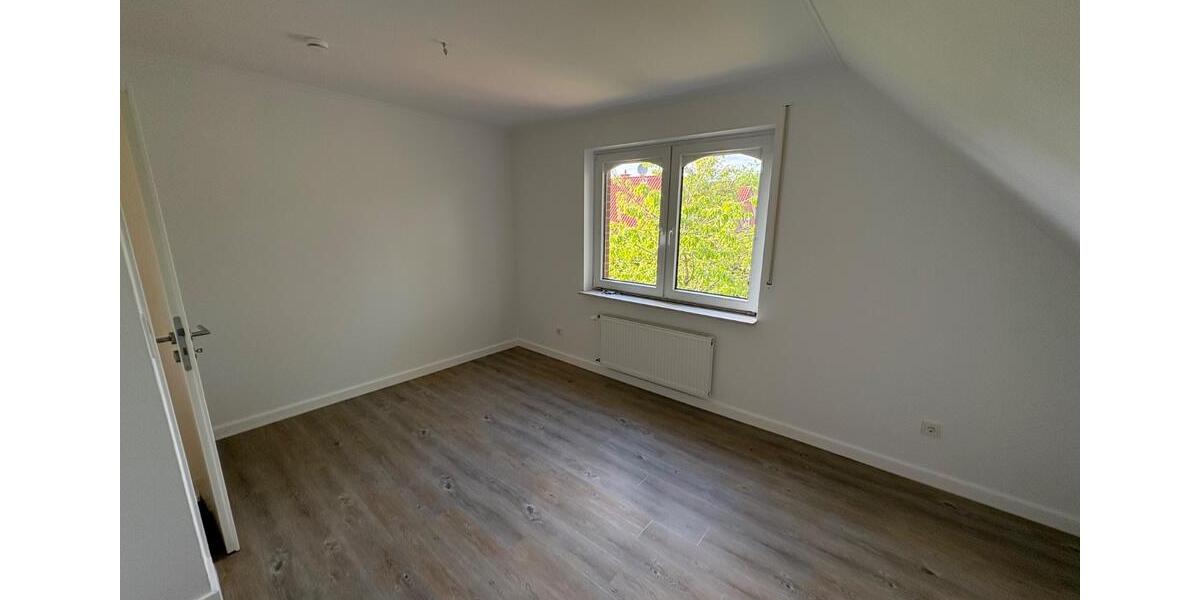 Dachgeschoßwohnung Dinklage - 3 Zimmer, 90 m&sup2;, 645&euro; | Angebot:26676494