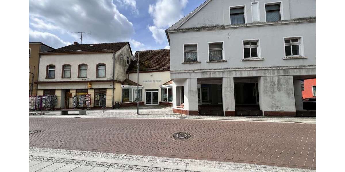 Haus zum Kaufen in Ueckermünde 350.000 € 213 m² - Einfamilienhaus Ueckermünde | Angebot:26697300
