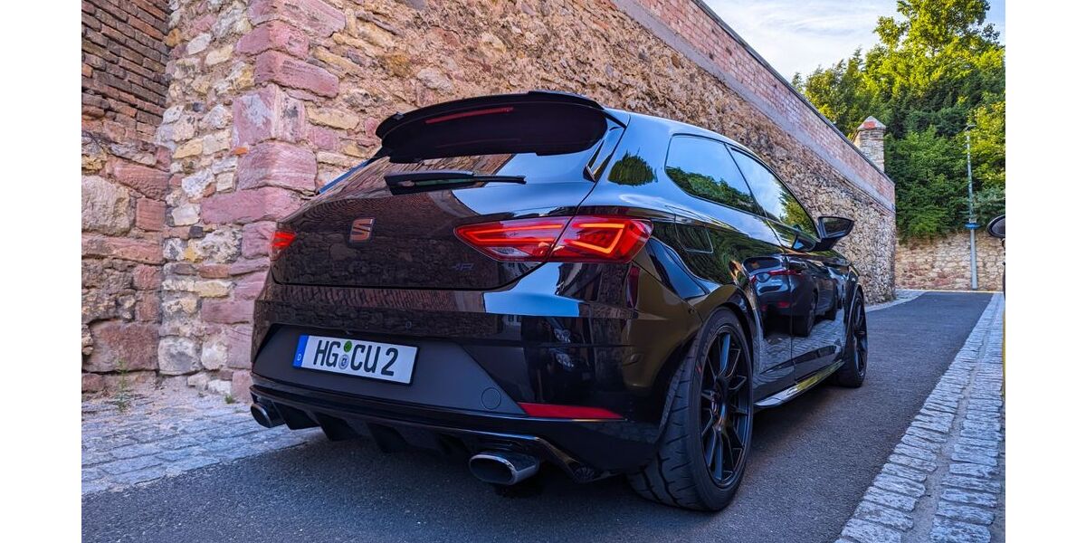 Seat Leon 76.999 km 25.499 &euro; Eschborn 65750
