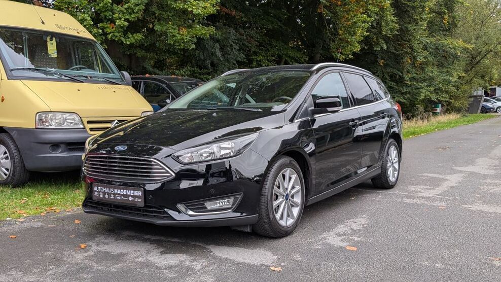 Ford Focus 64.300 km 10.950 € Halle Westfalen 33790