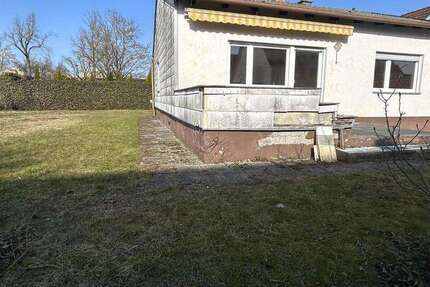 Baugrundstück für Doppelhaus mit 2 Garagen, zentral in Oberschleißheim - Grundstück Oberschleißheim Oberschleißheim | Angebot:26440212