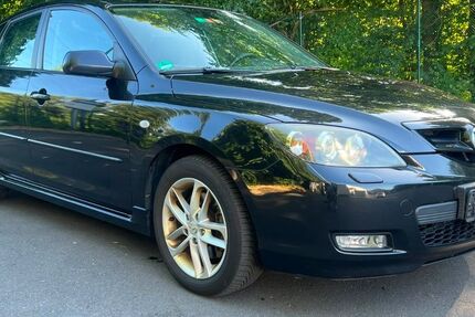 Mazda 3 215.700 km 2.650 &euro; Dortmund 44369