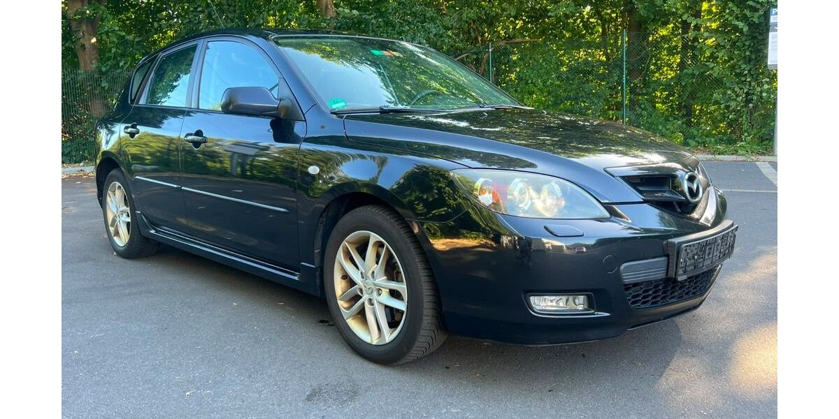 Mazda 3 215.700 km 2.850 &euro; Dortmund 44369