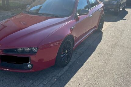 Alfa Romeo 159 76.500 km 15.400 &euro; Burg 25712