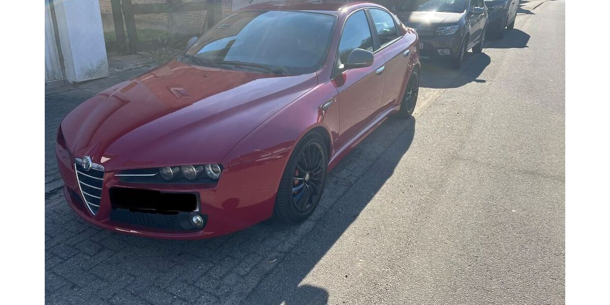 Alfa Romeo 159 76.500 km 15.400 &euro; Burg 25712
