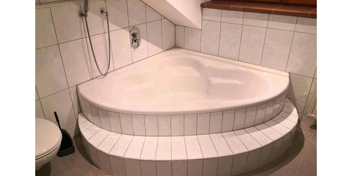 Dachgeschoßwohnung Grafling - 3 Zimmer, 100 m&sup2;, 1.000&euro; | Angebot:26625189