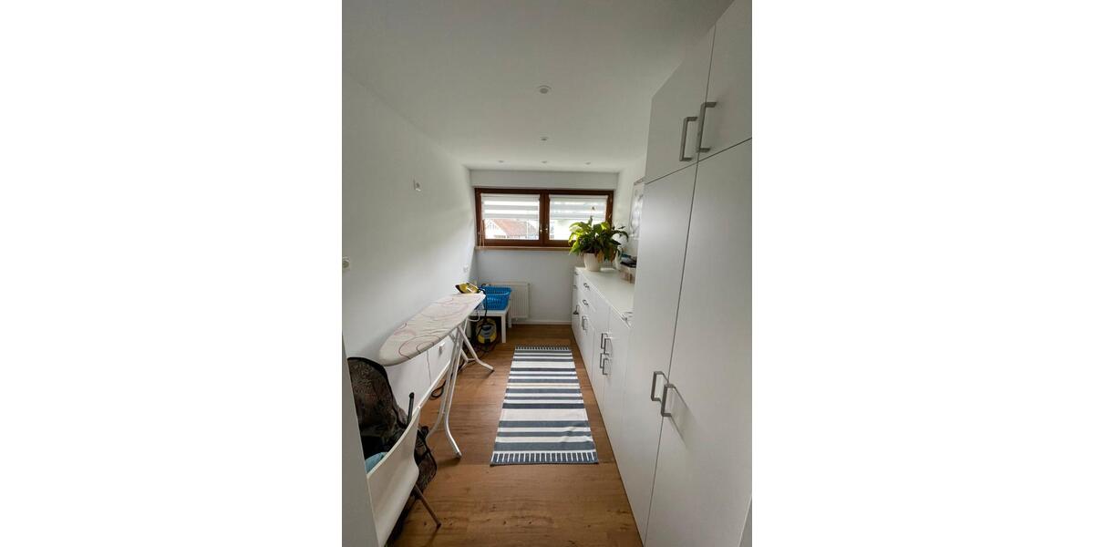 Etagenwohnung Radolfzell am Bodensee - 3 Zimmer, 80 m&sup2;, 380.000&euro; | Angebot:27046373