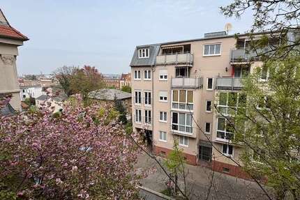 Wohnung zum Kaufen in Halle 105.000 € 54.86 m²