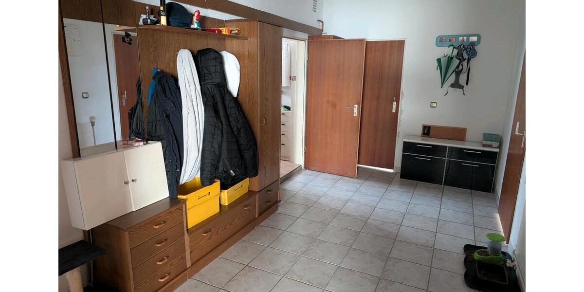 Etagenwohnung Wilhelmshaven Fedderwardergroden - 5 Zimmer, 160 m&sup2;, 950&euro; | Angebot:25934286